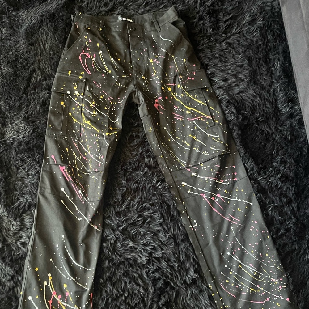 Pants - Picture 4 of 4